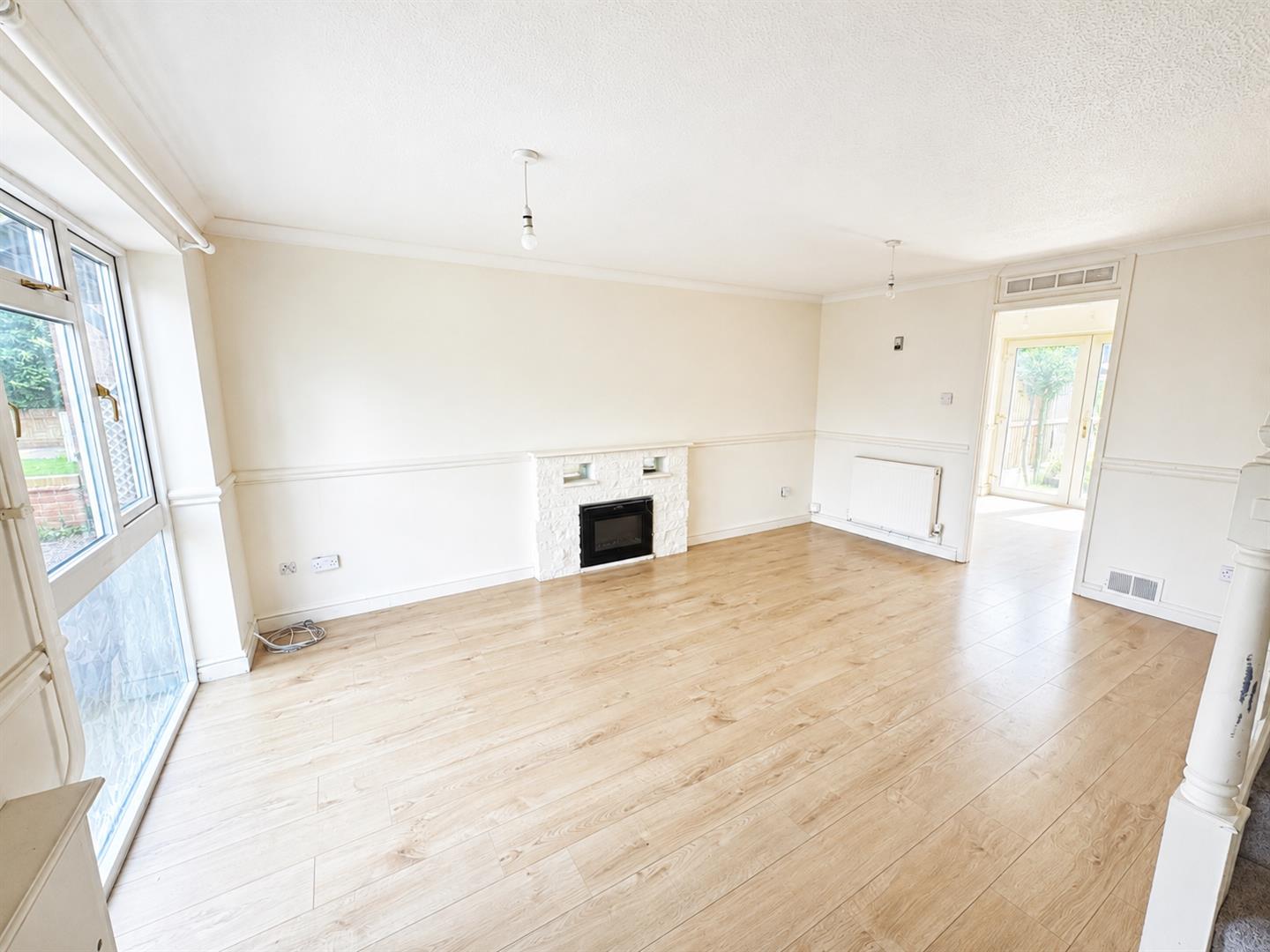 4 Overcross, Shrewsbury, SY3 7TN To Let